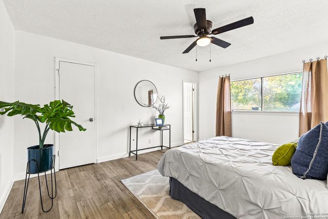 6411 Green Top, San Antonio, TX 78233