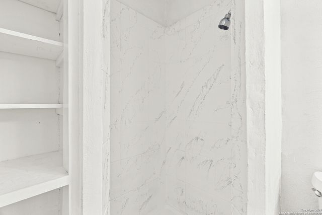 6411 Green Top, San Antonio, TX 78233