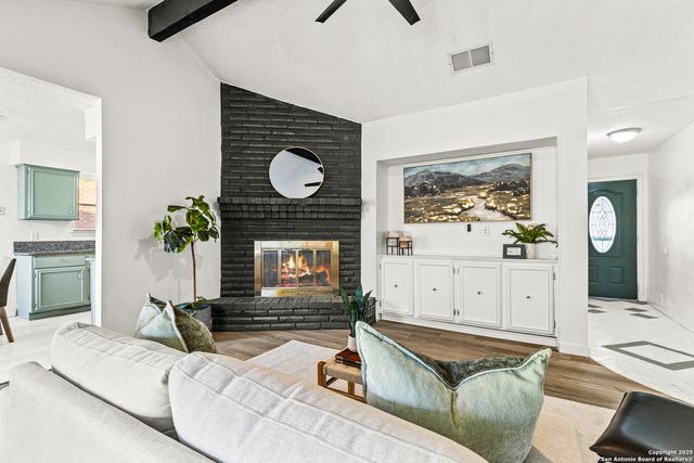 6411 Green Top, San Antonio, TX 78233