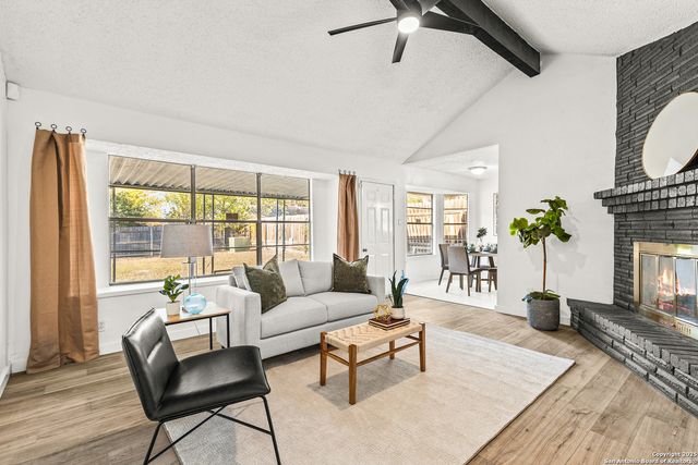 6411 Green Top, San Antonio, TX 78233