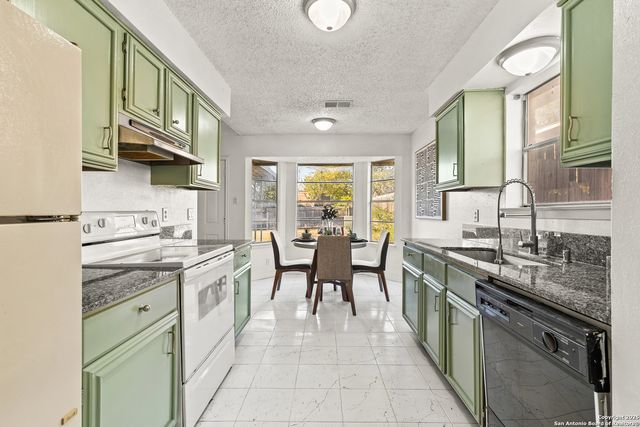 6411 Green Top, San Antonio, TX 78233