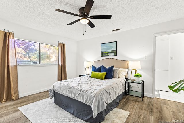 6411 Green Top, San Antonio, TX 78233