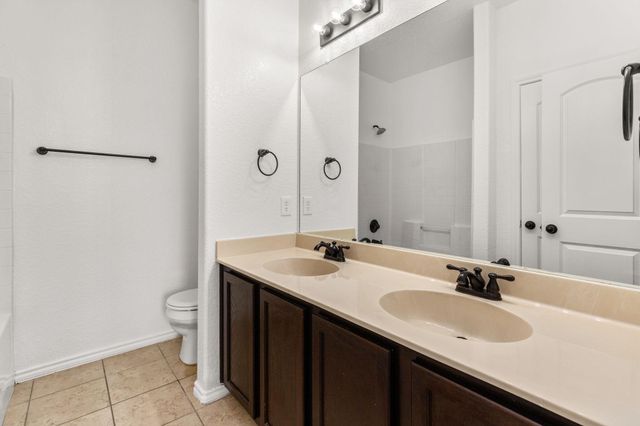 586 Creekside CIR, New Braunfels, TX 78130