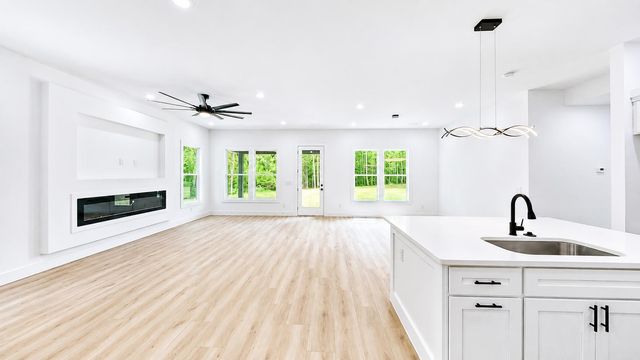 234 Sand Clay Road, Chesnee, SC 29323