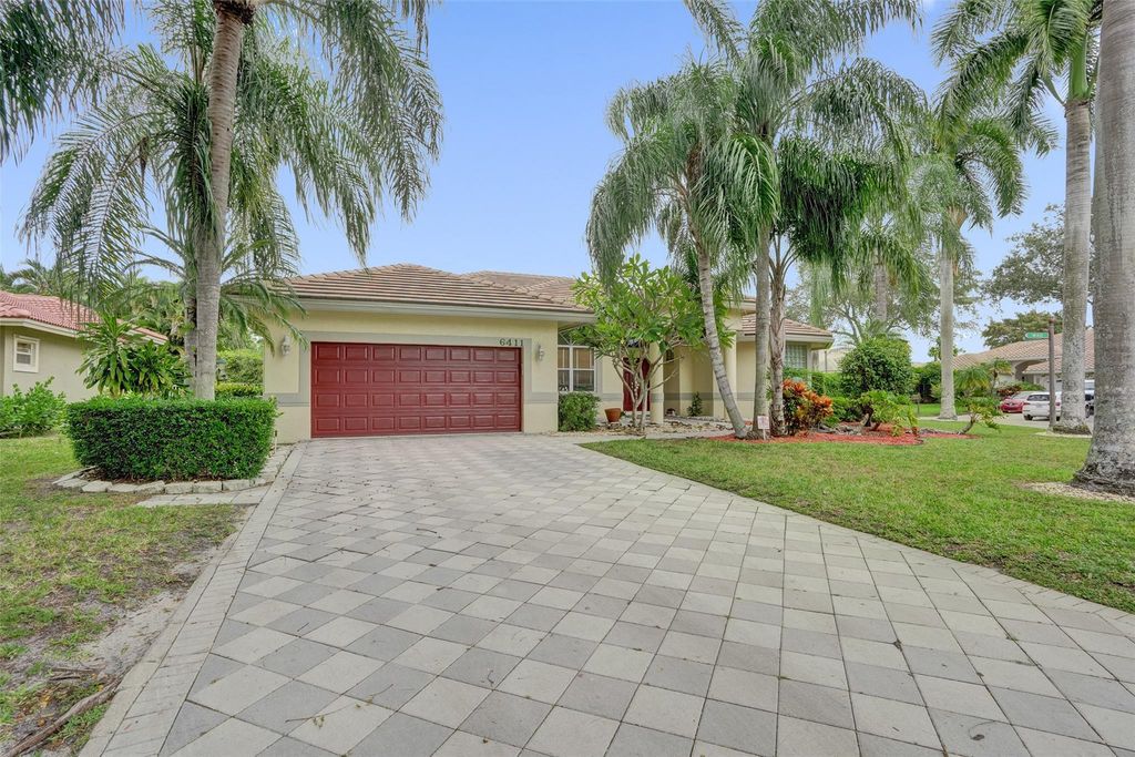 6411 NW 41st St, Coral Springs, FL 33067
