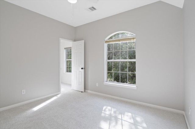 10801 Beachmont LN, Austin, TX 78739