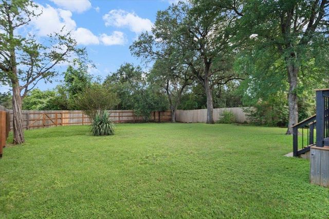 10801 Beachmont LN, Austin, TX 78739