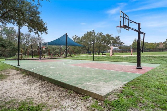 10801 Beachmont LN, Austin, TX 78739