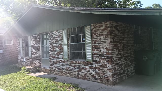 120 Ruby Ave., Hattiesburg, MS 39401