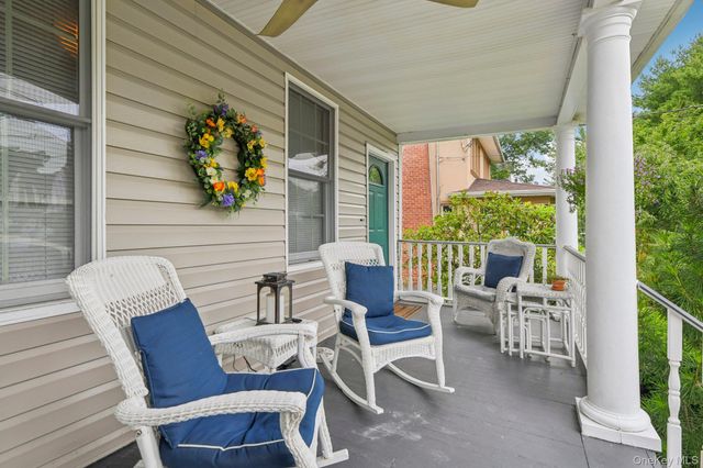 402 N Village Avenue, Rockville Centre, NY 11570