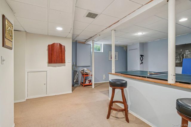 402 N Village Avenue, Rockville Centre, NY 11570