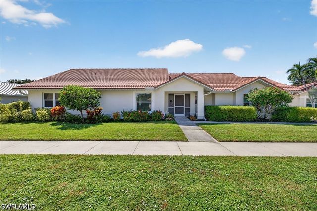 11055 Longshore WAY W, Naples, FL 34119