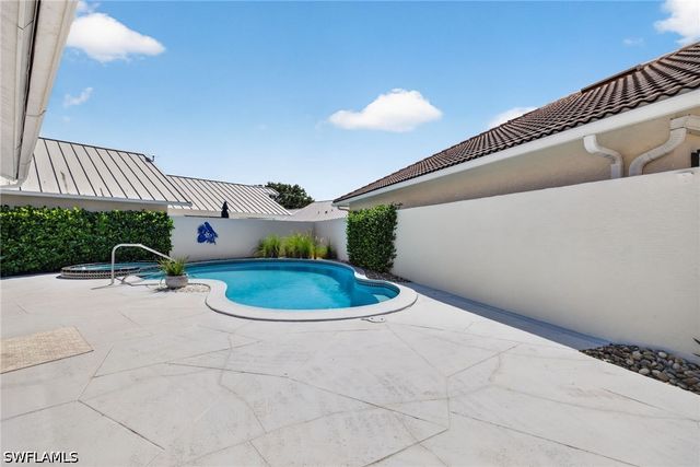 11055 Longshore WAY W, Naples, FL 34119