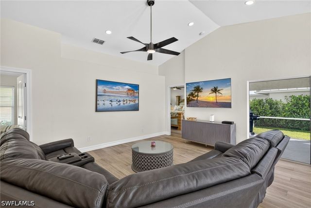 11055 Longshore WAY W, Naples, FL 34119