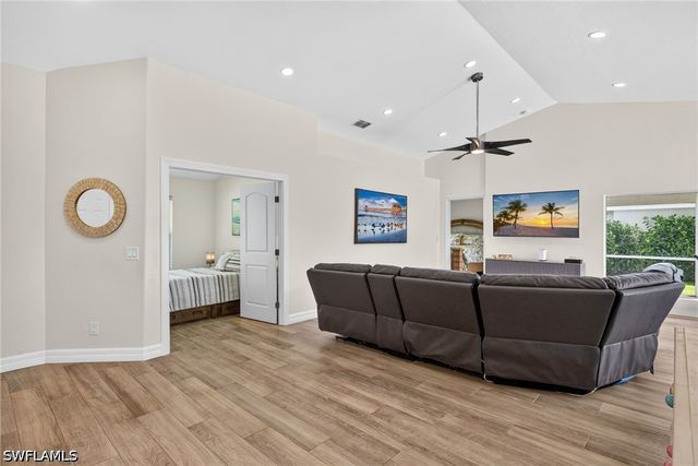 11055 Longshore WAY W, Naples, FL 34119