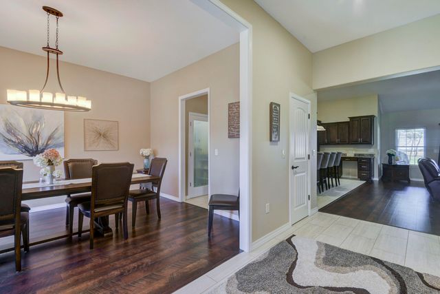 417 Silverwood Circle, Branson West, MO 65737