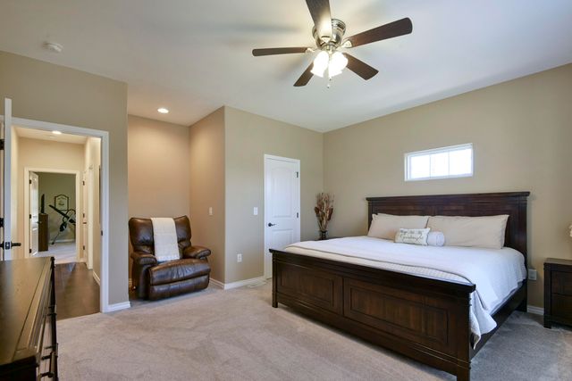 417 Silverwood Circle, Branson West, MO 65737