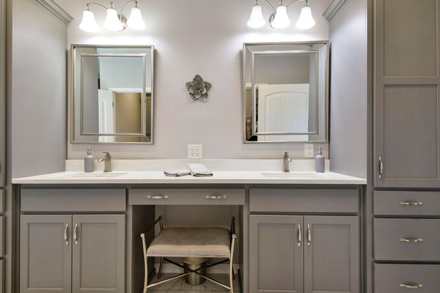 417 Silverwood Circle, Branson West, MO 65737