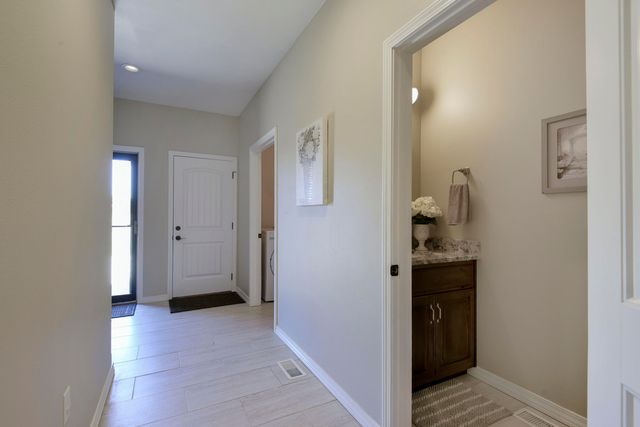 417 Silverwood Circle, Branson West, MO 65737