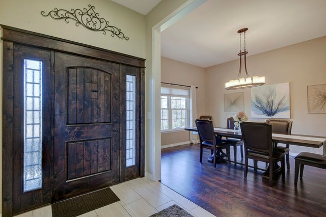 417 Silverwood Circle, Branson West, MO 65737