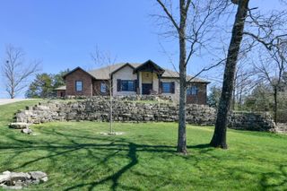 417 Silverwood Circle, Branson West, MO 65737