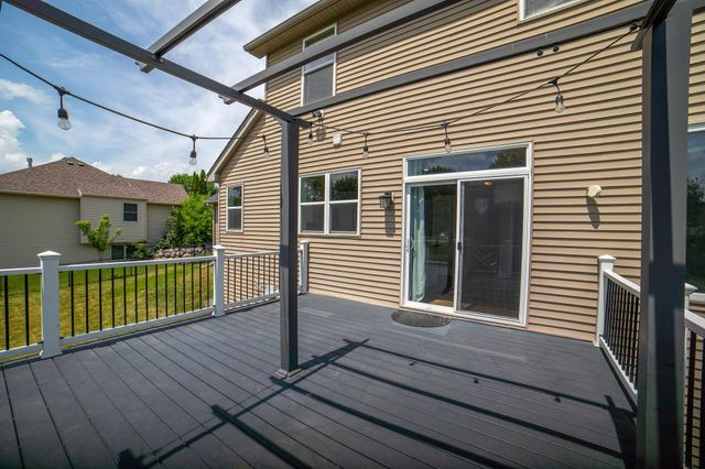9499 Gander Lane, Minnetrista, MN 55375