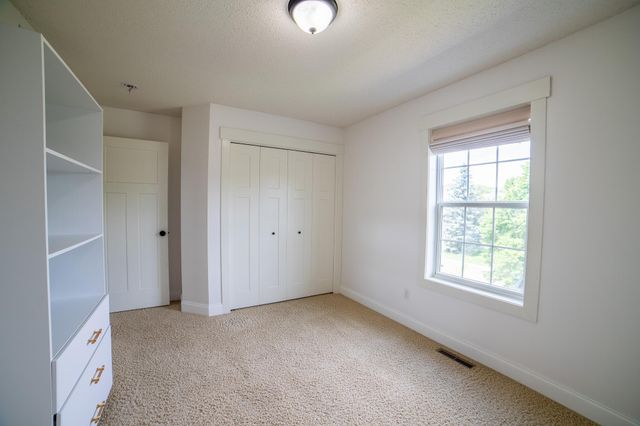 9499 Gander Lane, Minnetrista, MN 55375