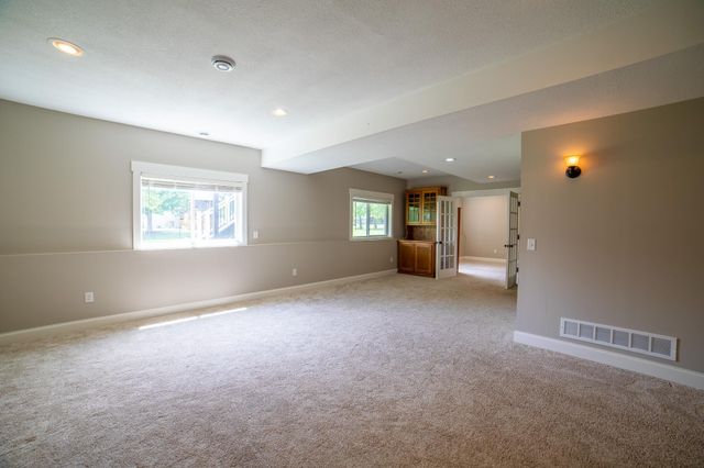 9499 Gander Lane, Minnetrista, MN 55375