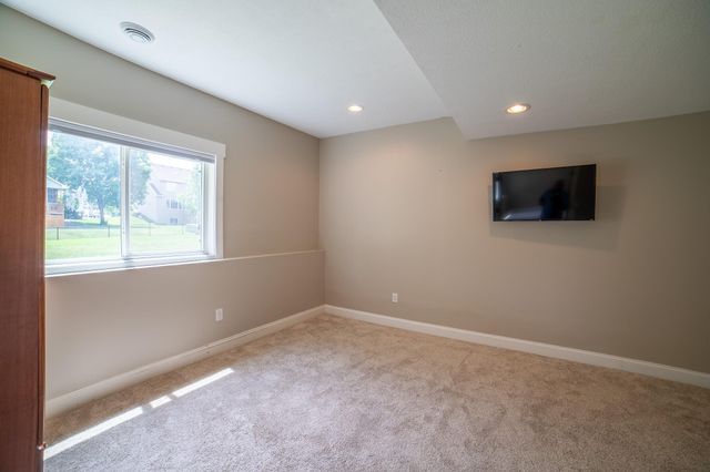 9499 Gander Lane, Minnetrista, MN 55375