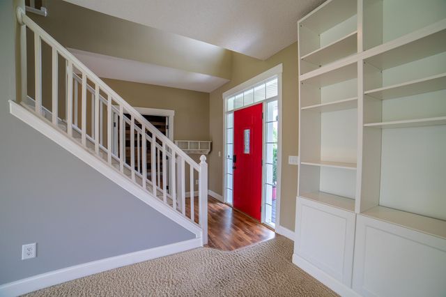 9499 Gander Lane, Minnetrista, MN 55375