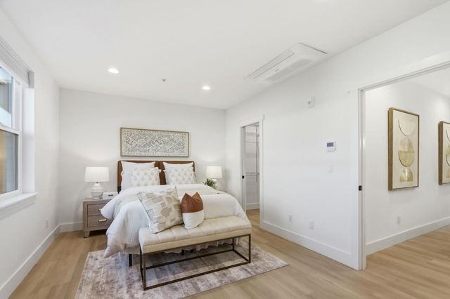 1972 Montecito Ave, Mountain View, CA 94043