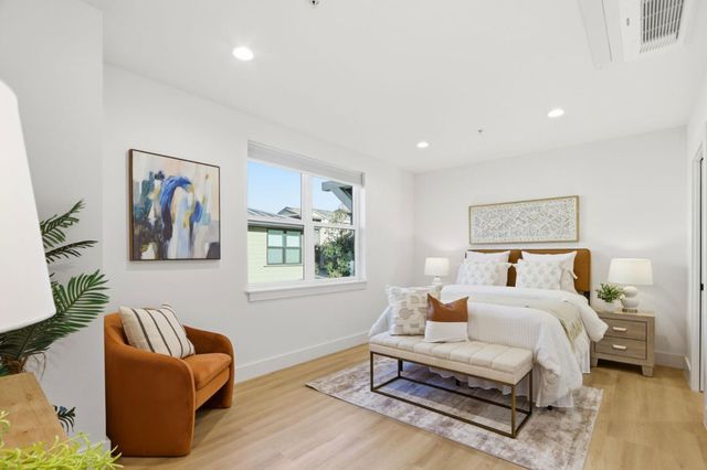 1972 Montecito Ave, Mountain View, CA 94043