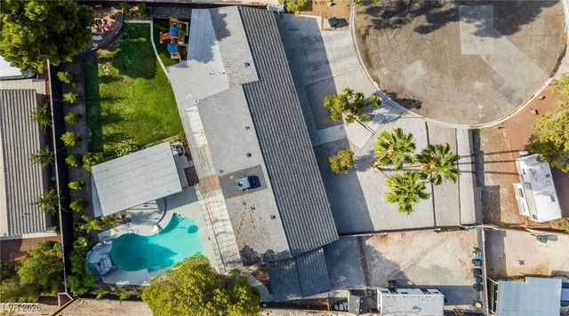 3021 Woods Drive, Las Vegas, NV 89108