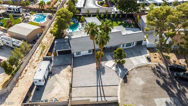 3021 Woods Drive, Las Vegas, NV 89108