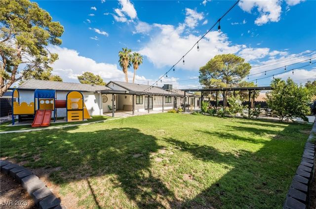 3021 Woods Drive, Las Vegas, NV 89108