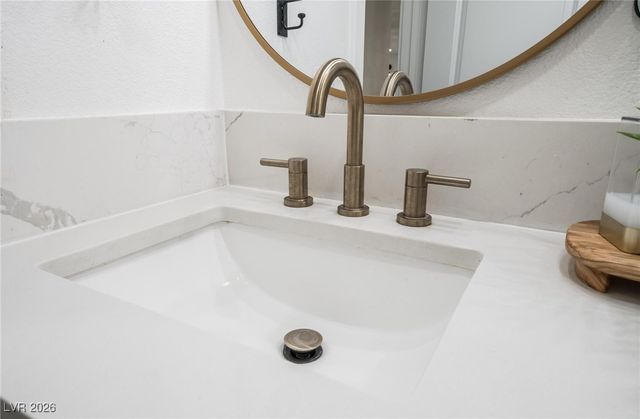 3021 Woods Drive, Las Vegas, NV 89108