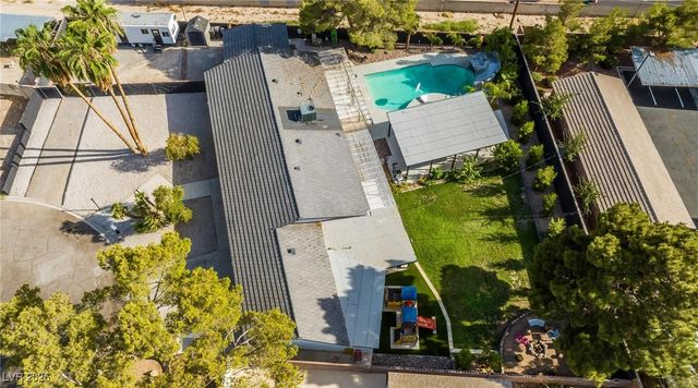 3021 Woods Drive, Las Vegas, NV 89108