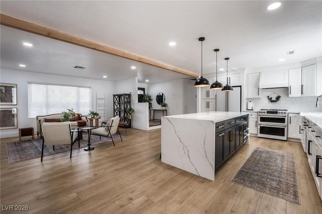 3021 Woods Drive, Las Vegas, NV 89108