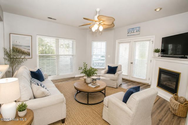 4519 Sagedale Drive 101, Wilmington, NC 28405