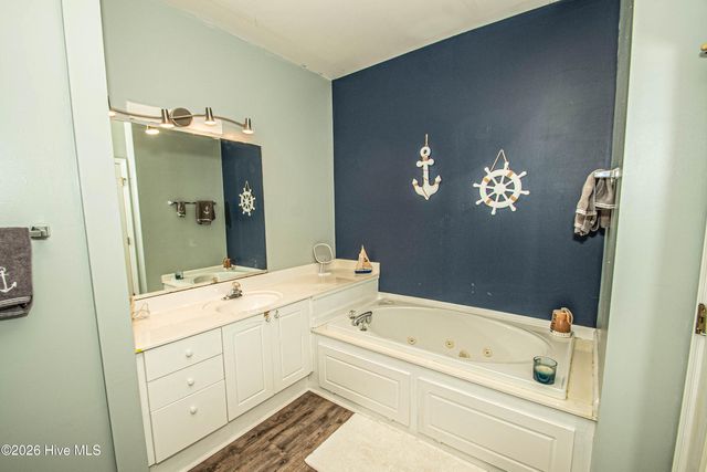 4519 Sagedale Drive 101, Wilmington, NC 28405