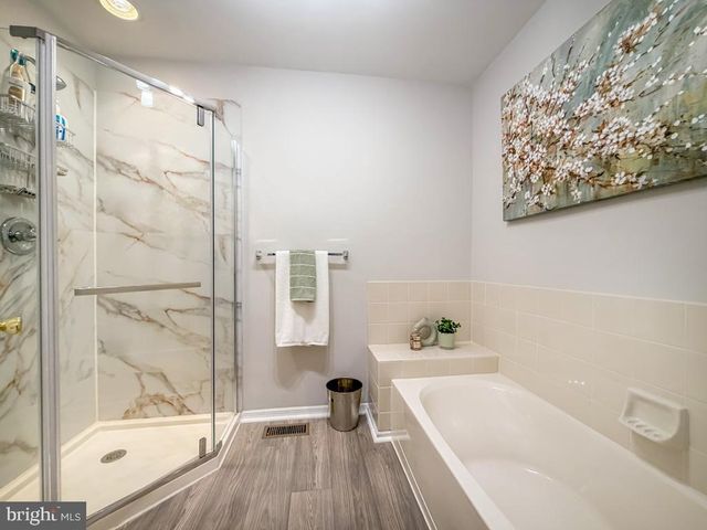 44 REGENTS CT, Bensalem, PA 19020