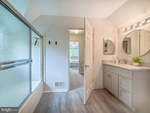 44 REGENTS CT, Bensalem, PA 19020