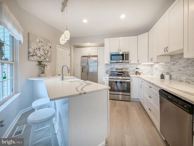 44 REGENTS CT, Bensalem, PA 19020