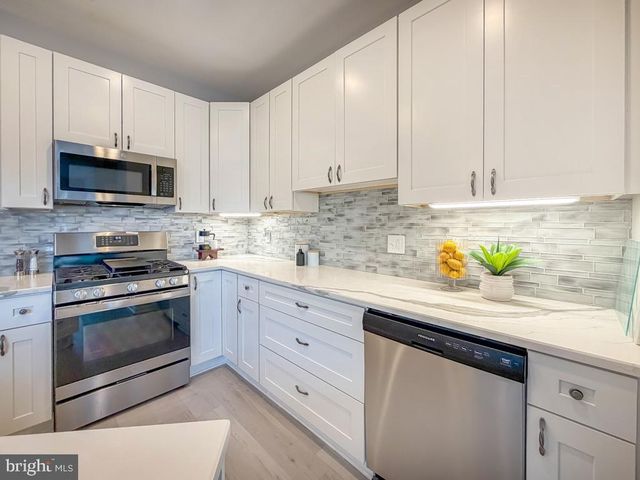 44 REGENTS CT, Bensalem, PA 19020