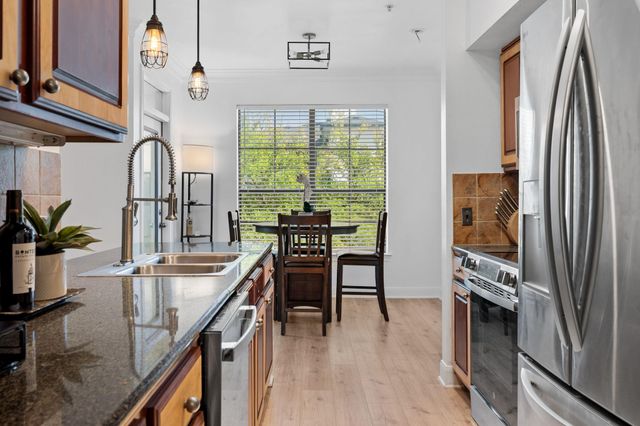 7701 Rialto BLVD 623, Austin, TX 78735