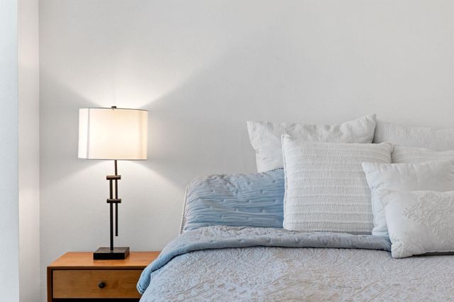 7701 Rialto BLVD 623, Austin, TX 78735