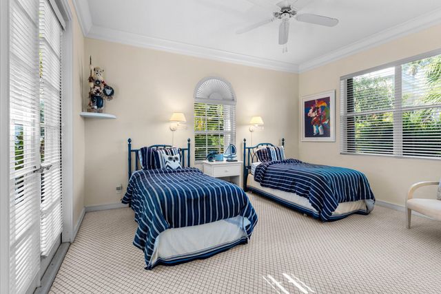 1118 Crystal Drive, Palm Beach Gardens, FL 33418