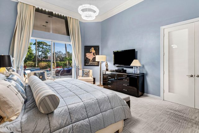 1118 Crystal Drive, Palm Beach Gardens, FL 33418