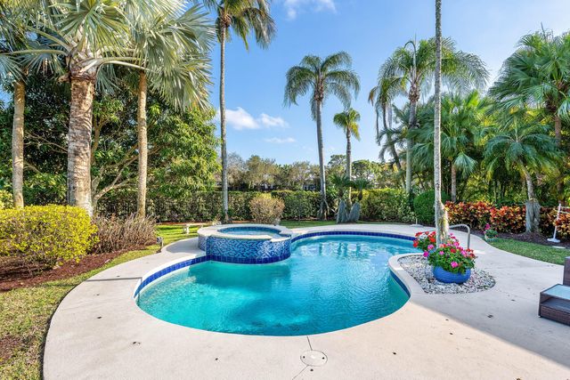 1118 Crystal Drive, Palm Beach Gardens, FL 33418