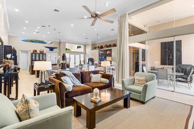 1118 Crystal Drive, Palm Beach Gardens, FL 33418